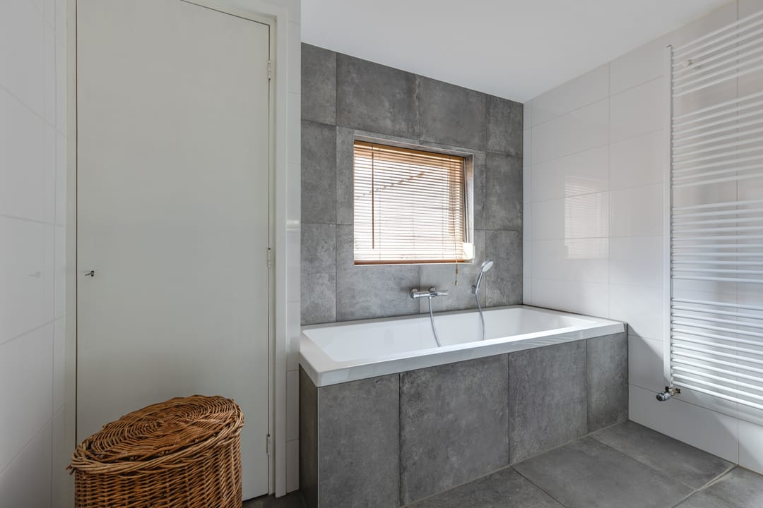 Spacious Semi-Detached Home with Large Plot and Pasture Land in Oost Gelre — 22