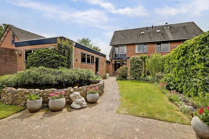 Photo 3 of Eikenlaan 15