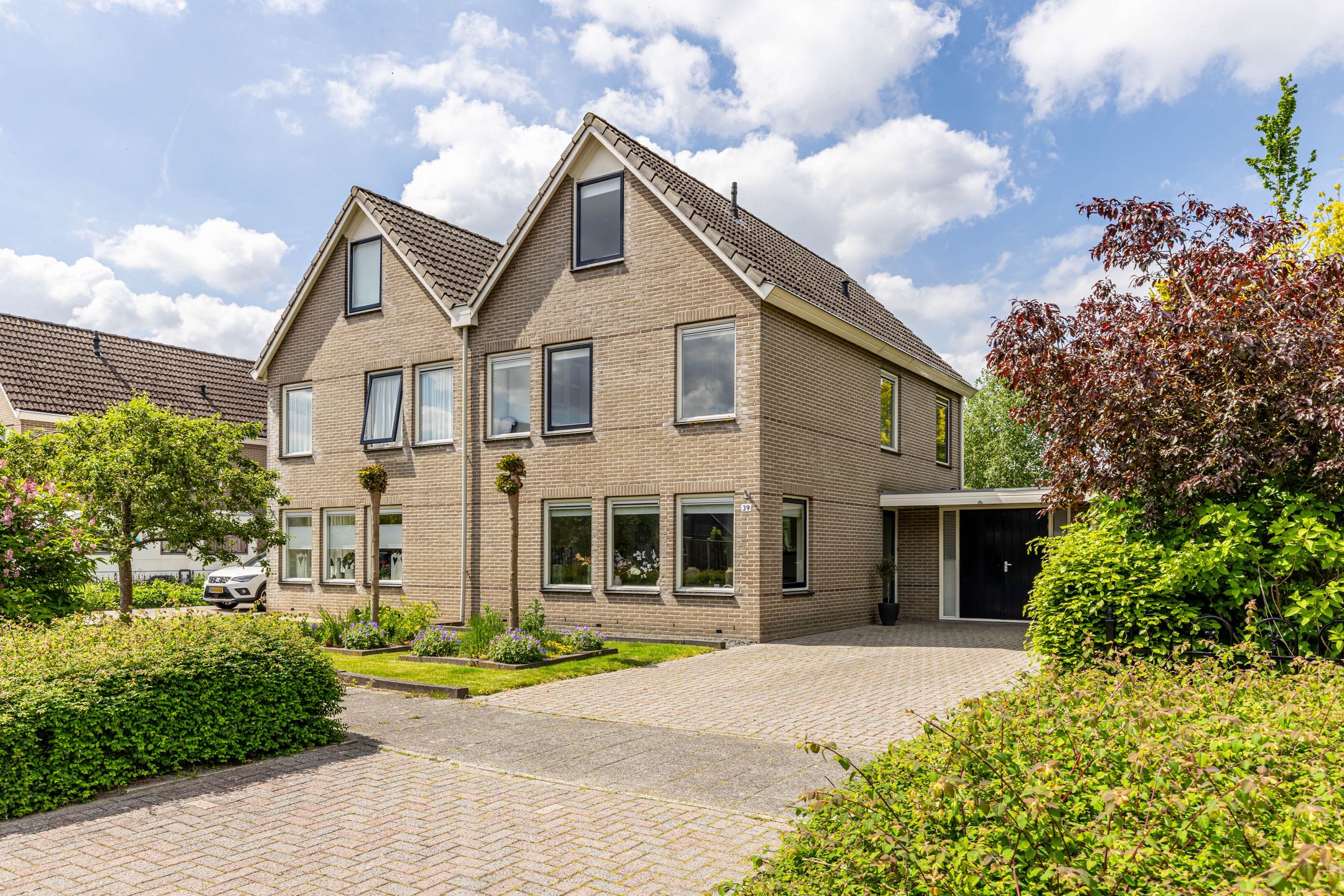 Schattersum 39 