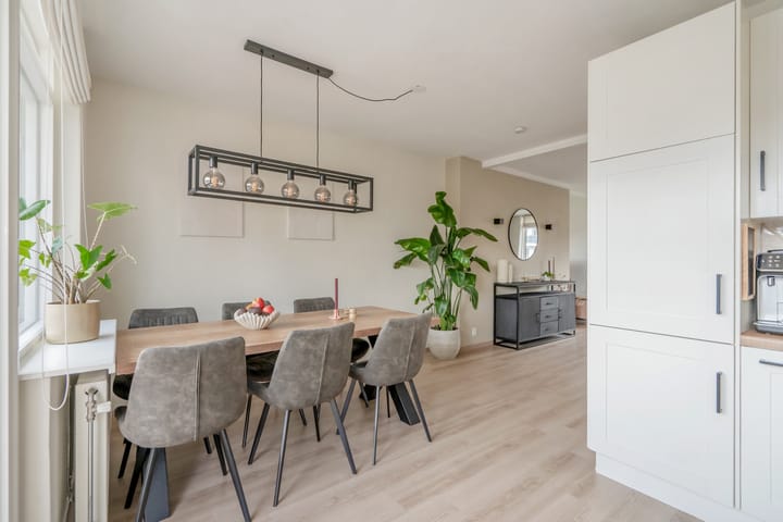 Appartement te koop: Dr H. Colijnlaan 315, Rijswijk (Zh)