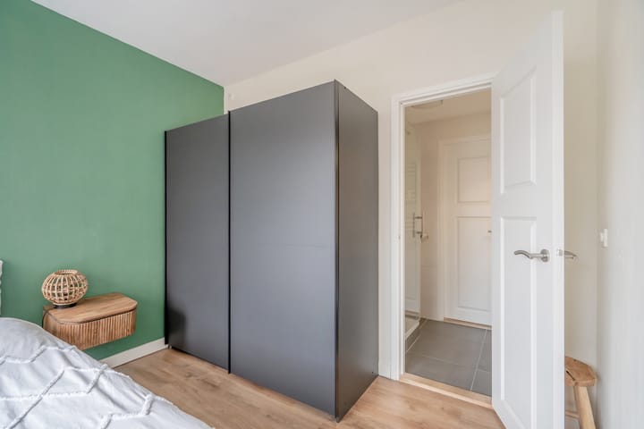 Appartement te koop: Dr H. Colijnlaan 315, Rijswijk (Zh)