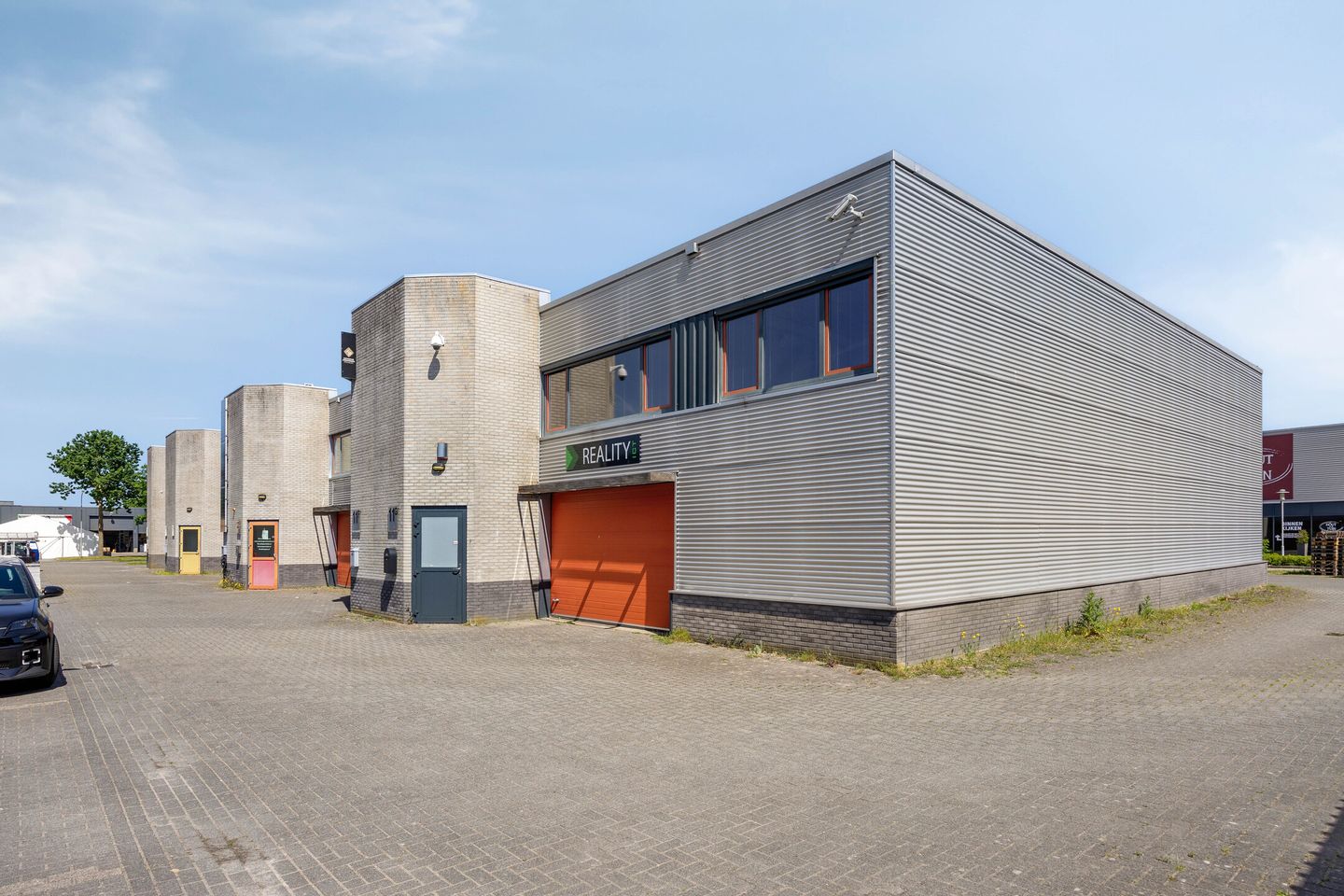 Bekijk foto 2 van Ossebroeken 11-G