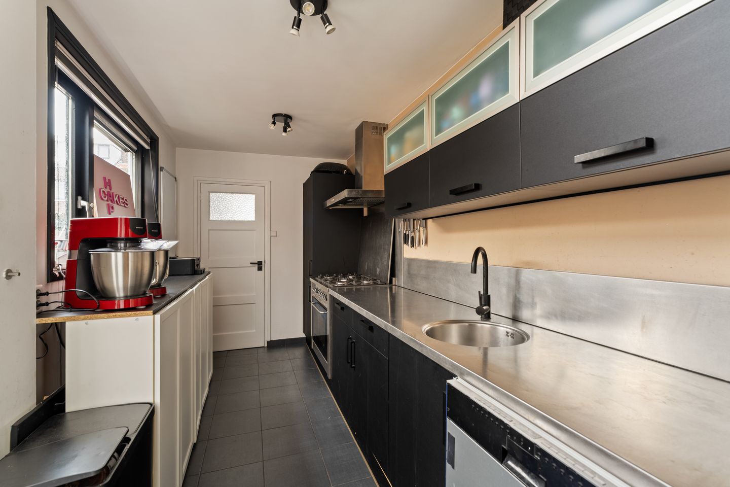 Photo 10 of Staringstraat 28