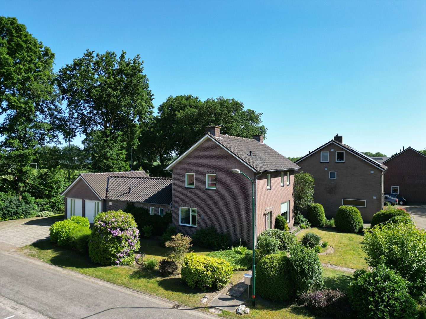 Photo 4 of Van Steenhuijsstraat 37