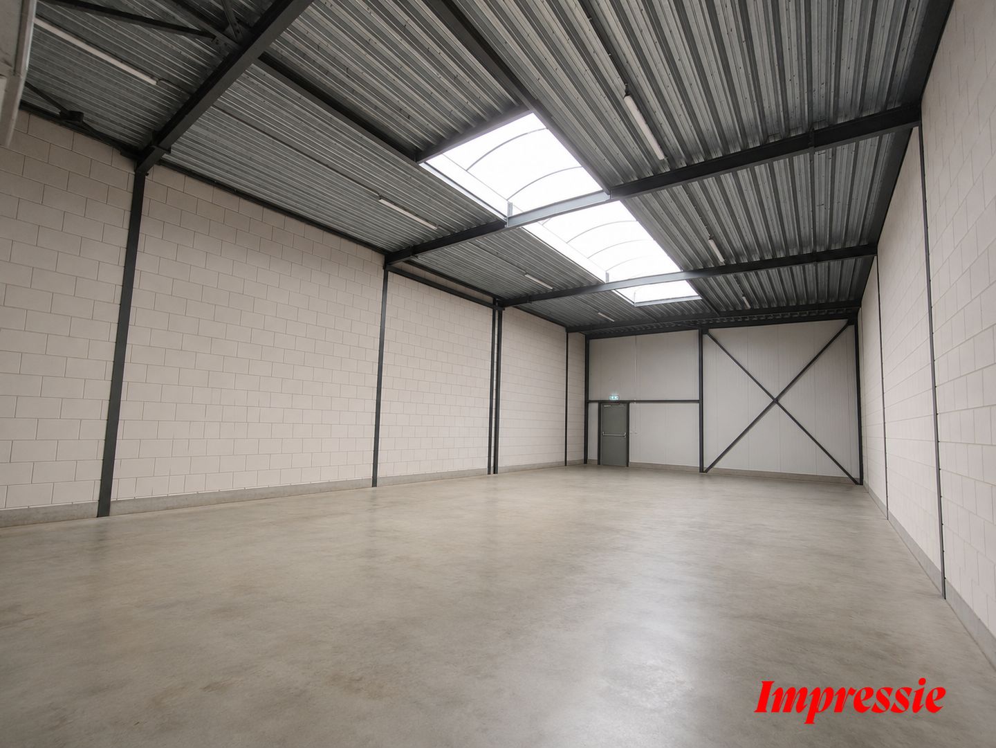 View photo 5 of Minervum 7398