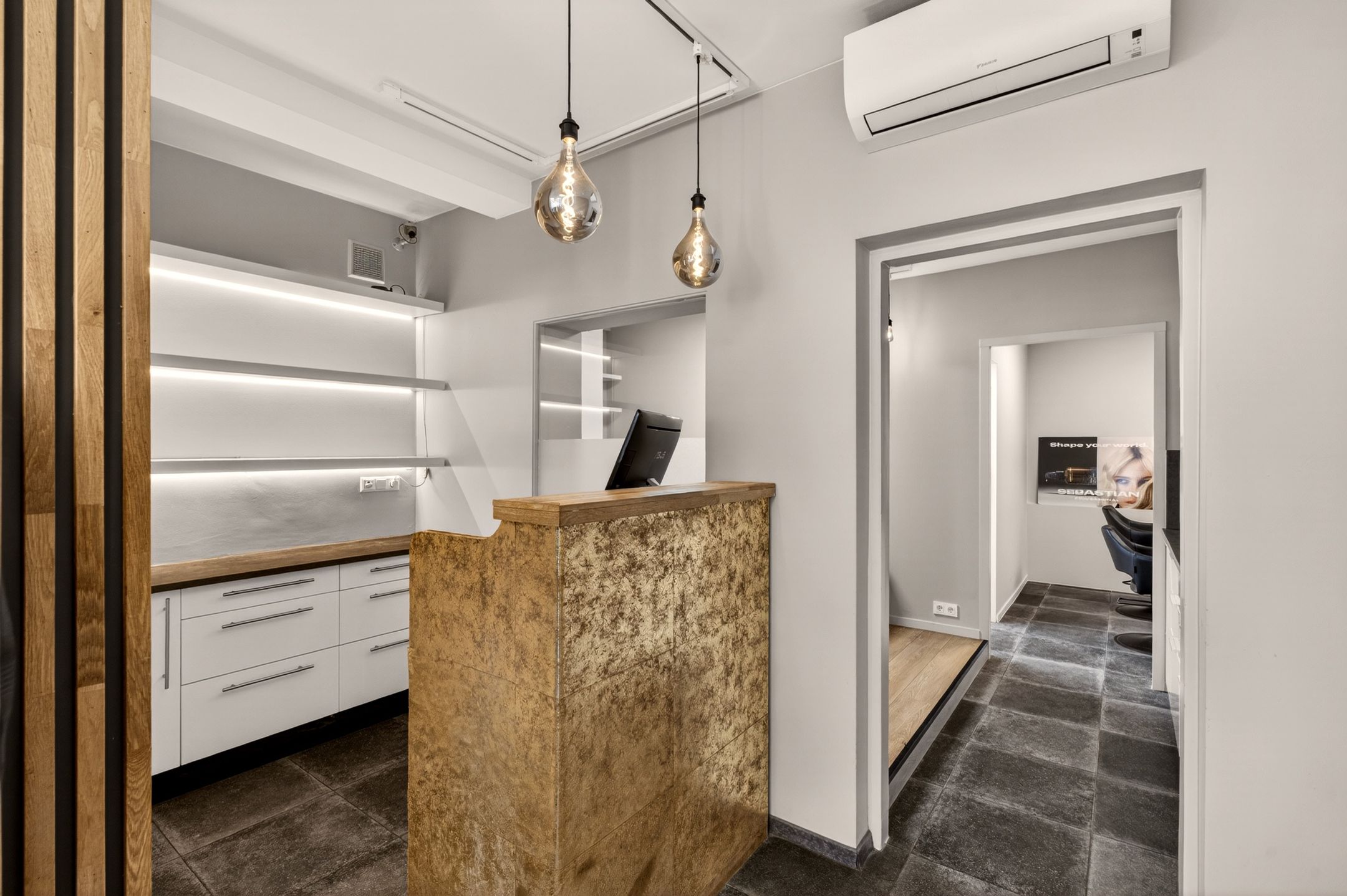 Photo 12 of Stuyvesantstraat 63