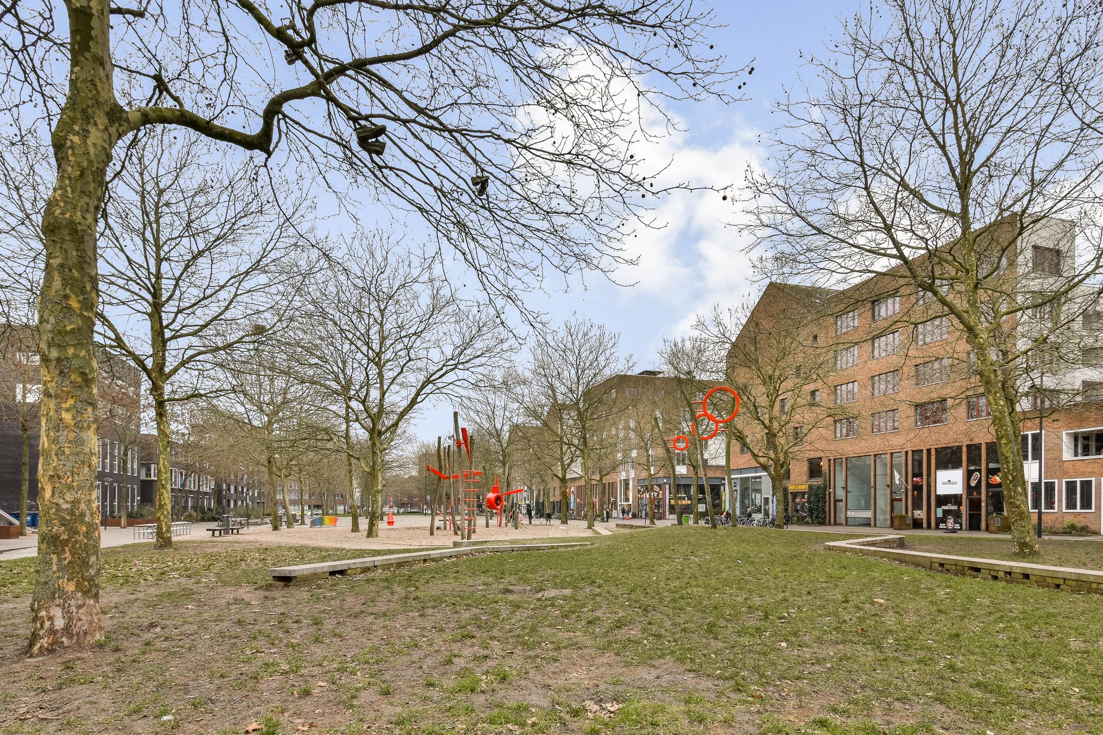 Foto 21 van Johan van der Keukenstraat 99