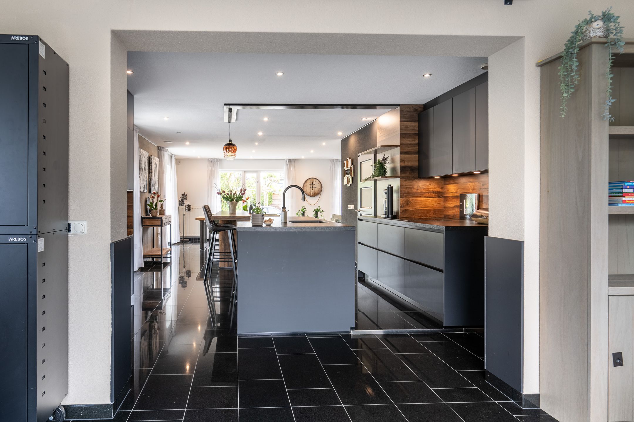 Luxury Detached Villa with Private Pool and Poolhouse in Maasbracht — 12
