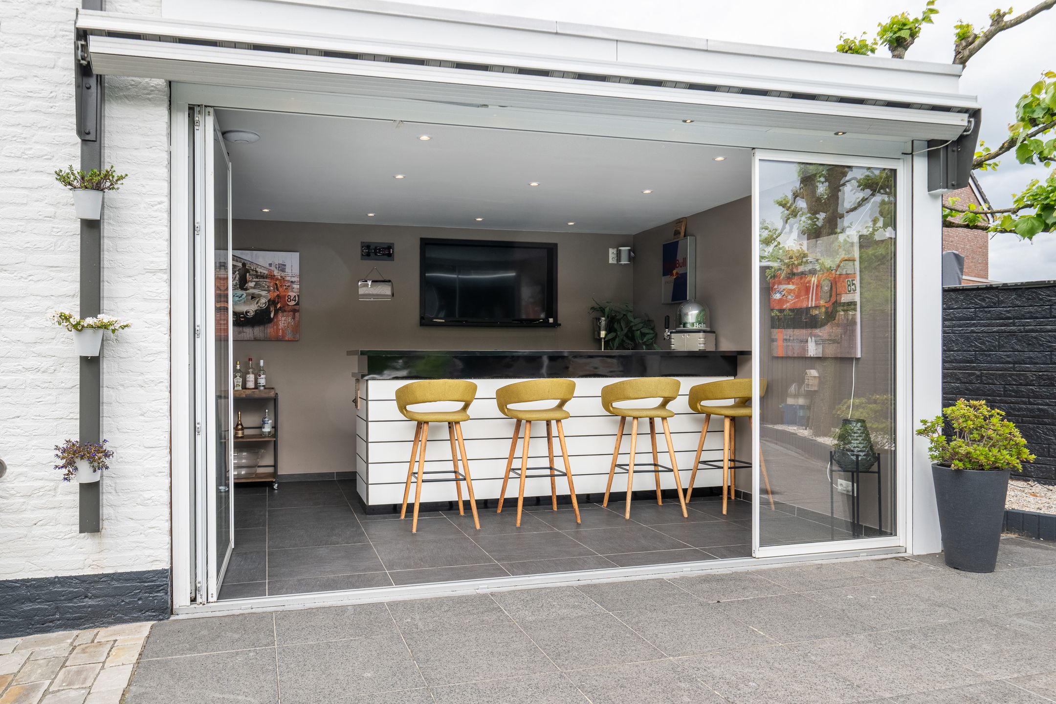 Luxury Detached Villa with Private Pool and Poolhouse in Maasbracht — 30