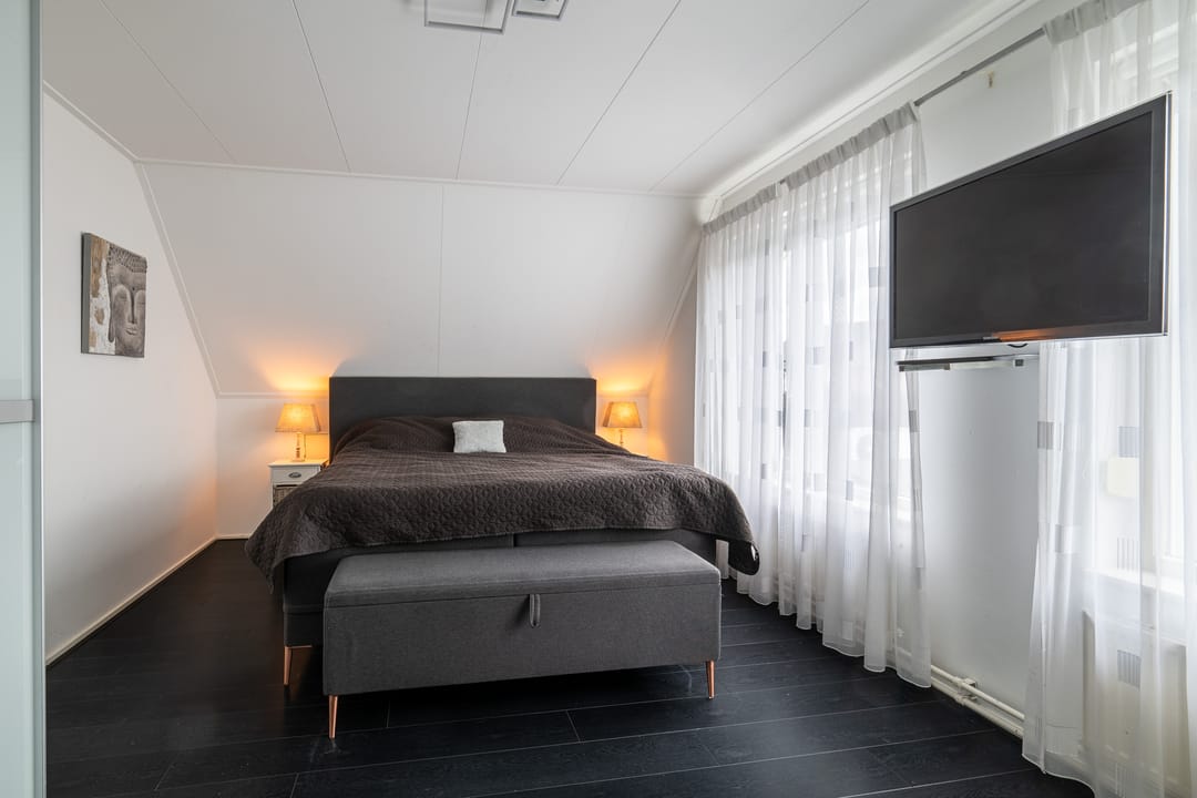 Luxury Detached Villa with Private Pool and Poolhouse in Maasbracht — 17