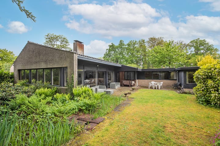 Vrijstaande woning te koop: Henry Dunantlaan 40, Enschede