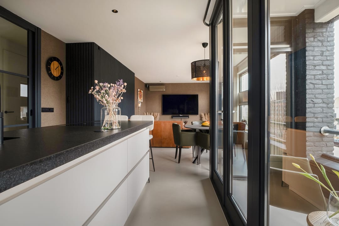 Photo 11 of Oldenzaalsestraat 73