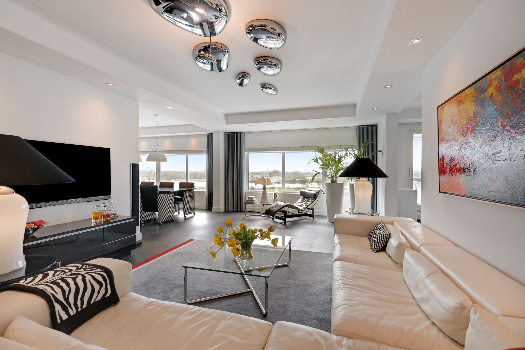 Luxury Penthouse with Panoramic River Views in Arnhem — 12