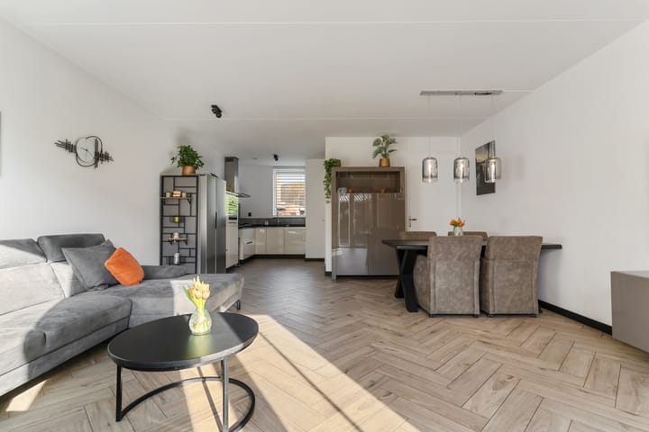 Tussenwoning te koop: Baars 6, Hendrik-Ido-Ambacht