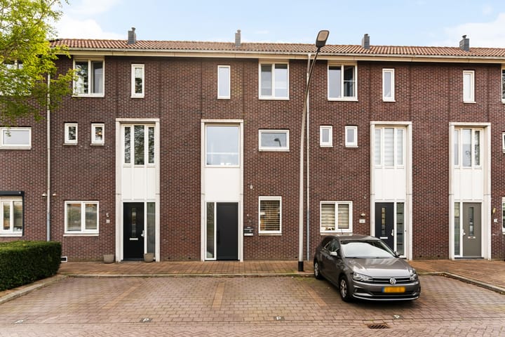 Tussenwoning te koop: Baars 6, Hendrik-Ido-Ambacht