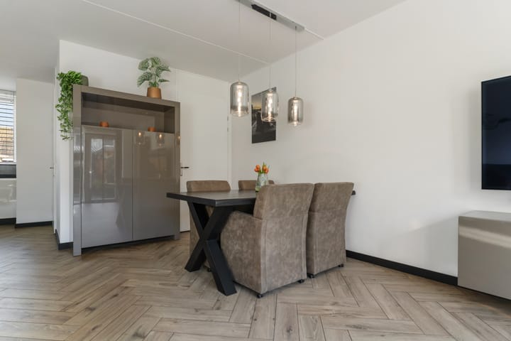 Tussenwoning te koop: Baars 6, Hendrik-Ido-Ambacht
