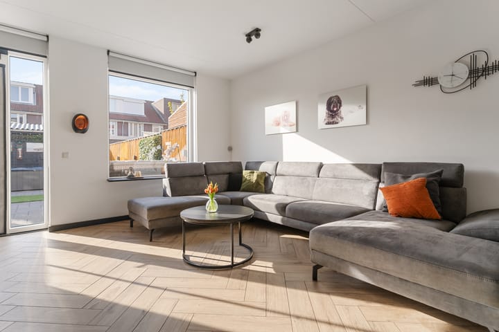 Tussenwoning te koop: Baars 6, Hendrik-Ido-Ambacht
