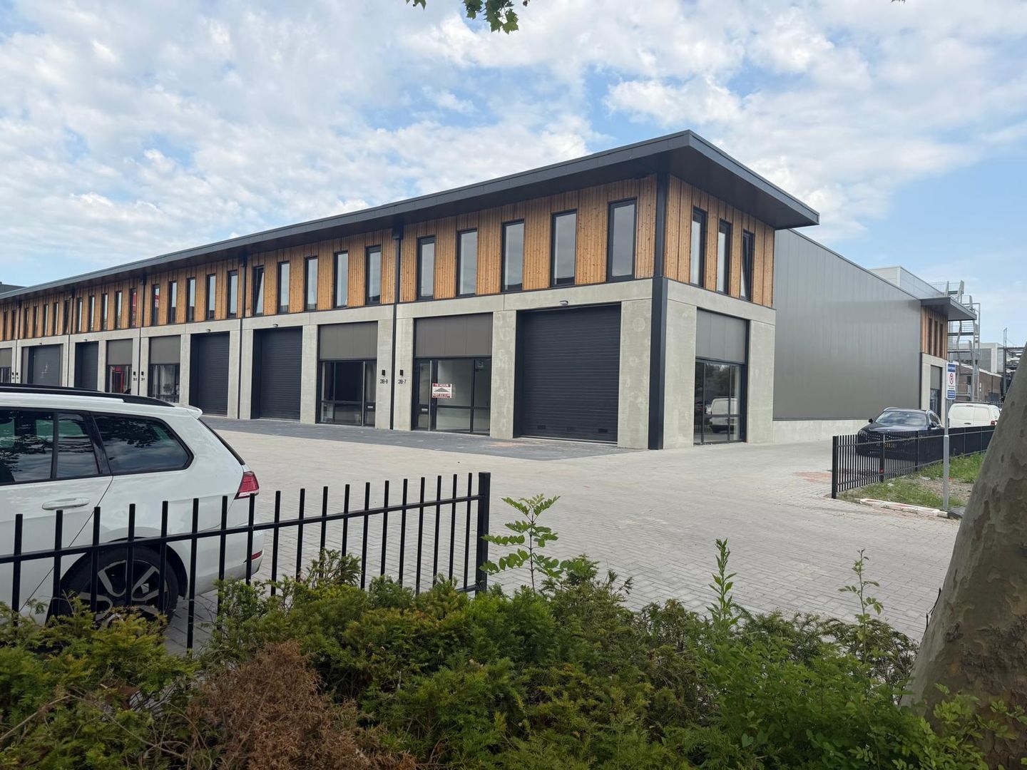 Bekijk foto 2 van Lakenblekerstraat 21-B1