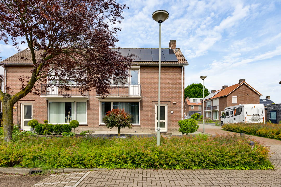 Photo 28 of Kapelaniestraat 45