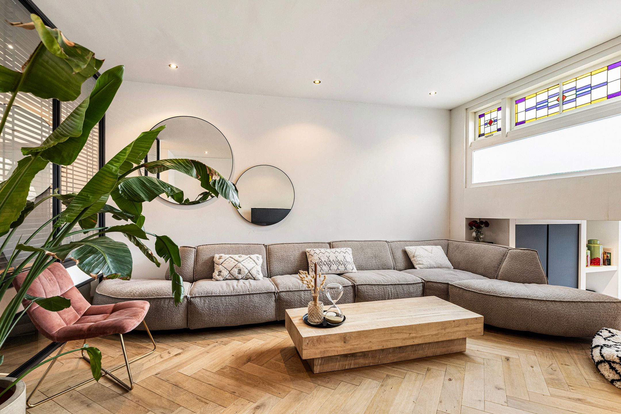 Photo 9 of Halleystraat 23-A