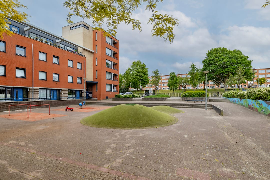 Photo 41 of Halleystraat 23-A