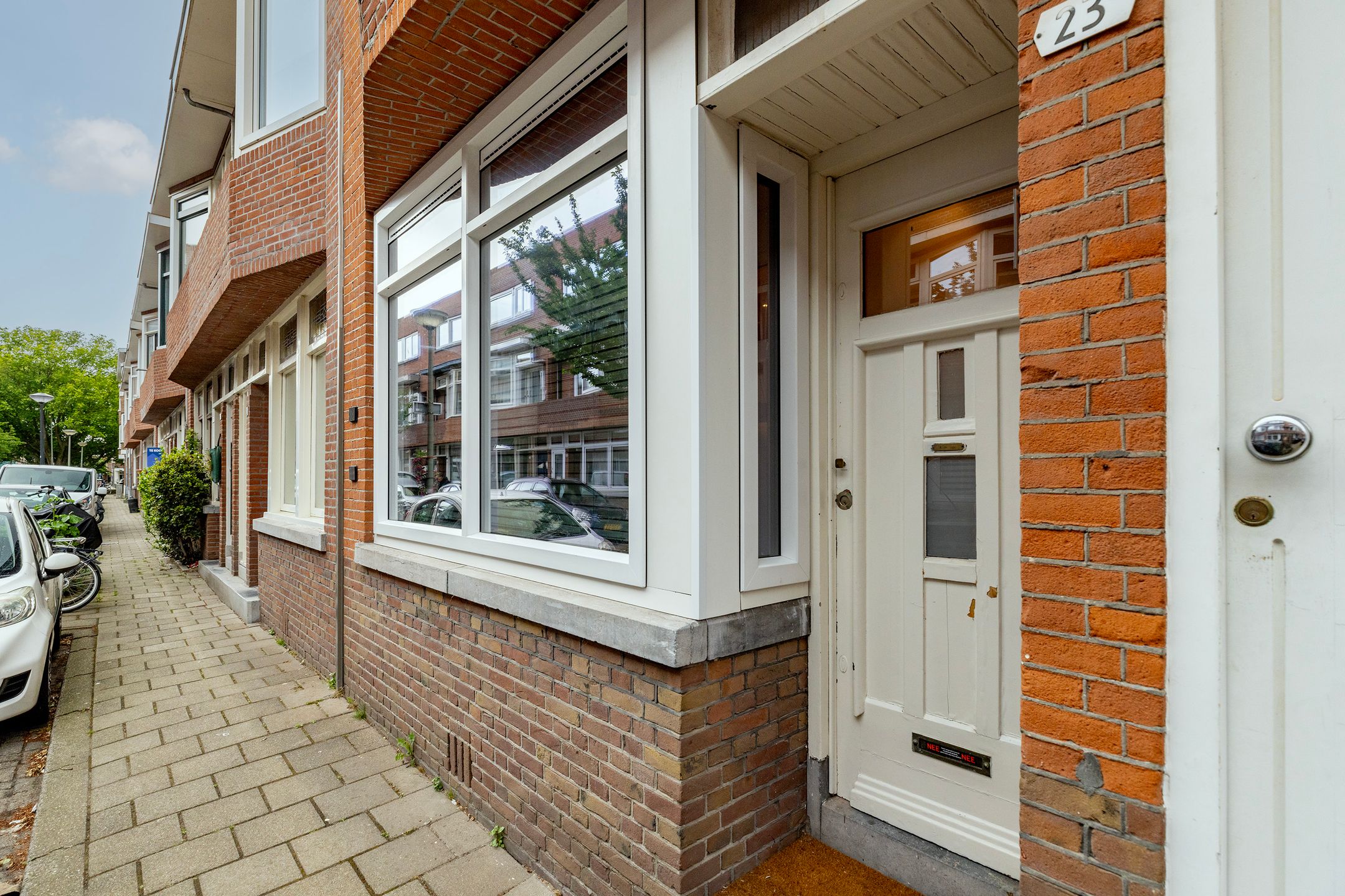 Photo 6 of Halleystraat 23-A