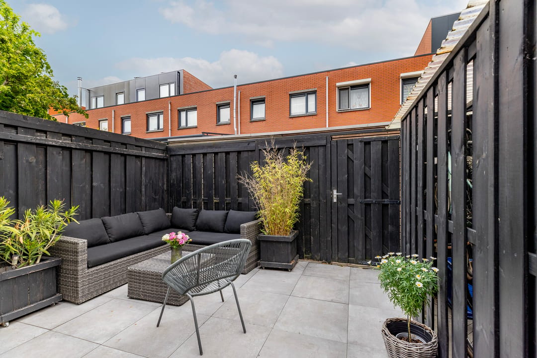 Photo 38 of Halleystraat 23-A