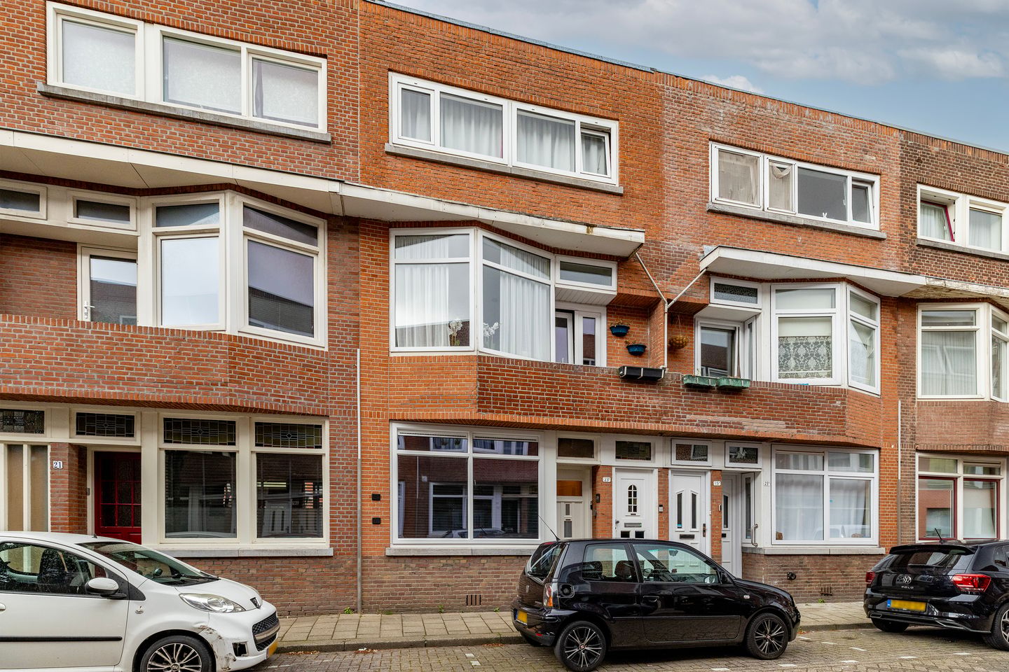 Photo 5 of Halleystraat 23-A