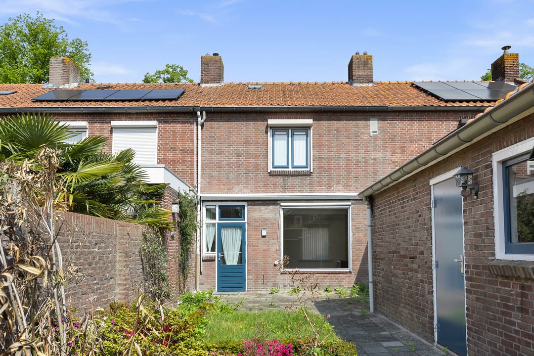 Photo 26 of Beatrixstraat 10