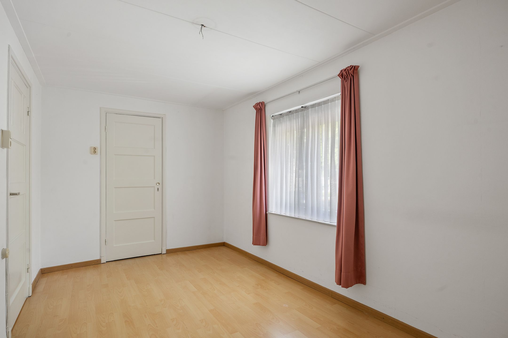 Photo 18 of Beatrixstraat 10