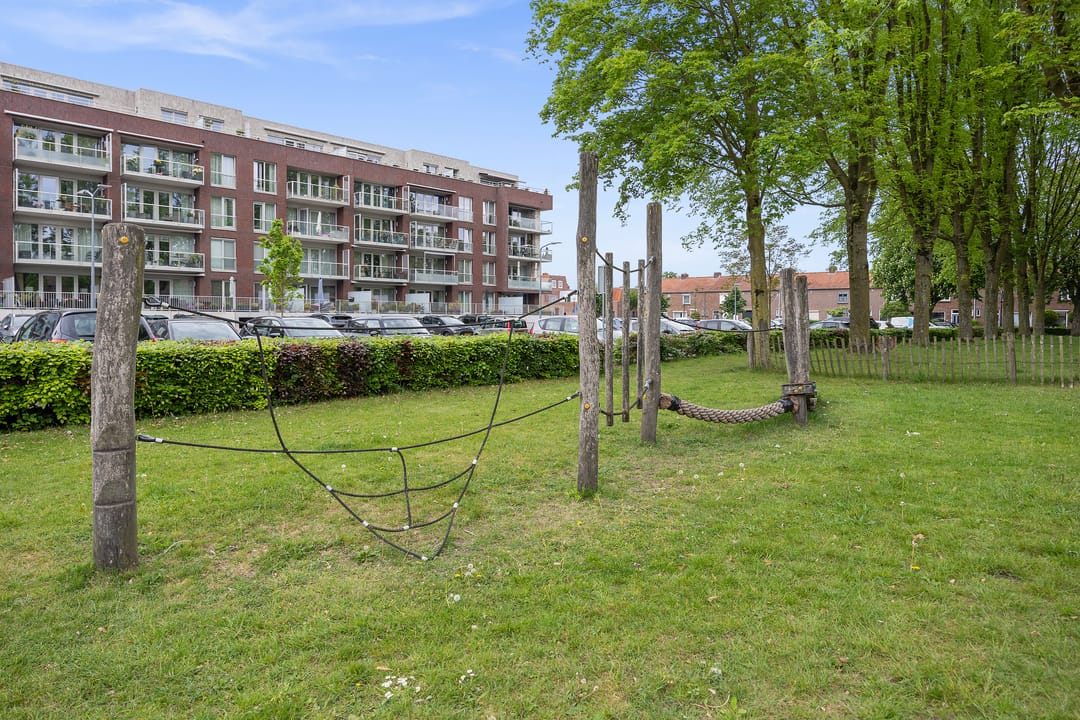 Photo 32 of Beatrixstraat 10