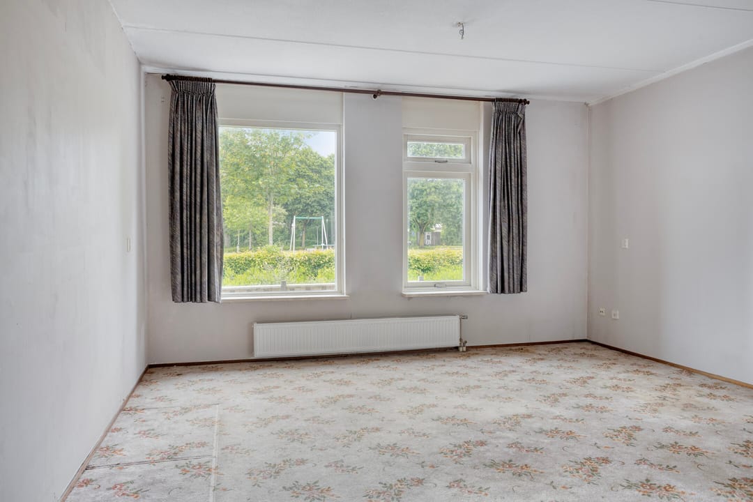 Single-Floor Bungalow with Garage in Popular Salderes Neighborhood — 13