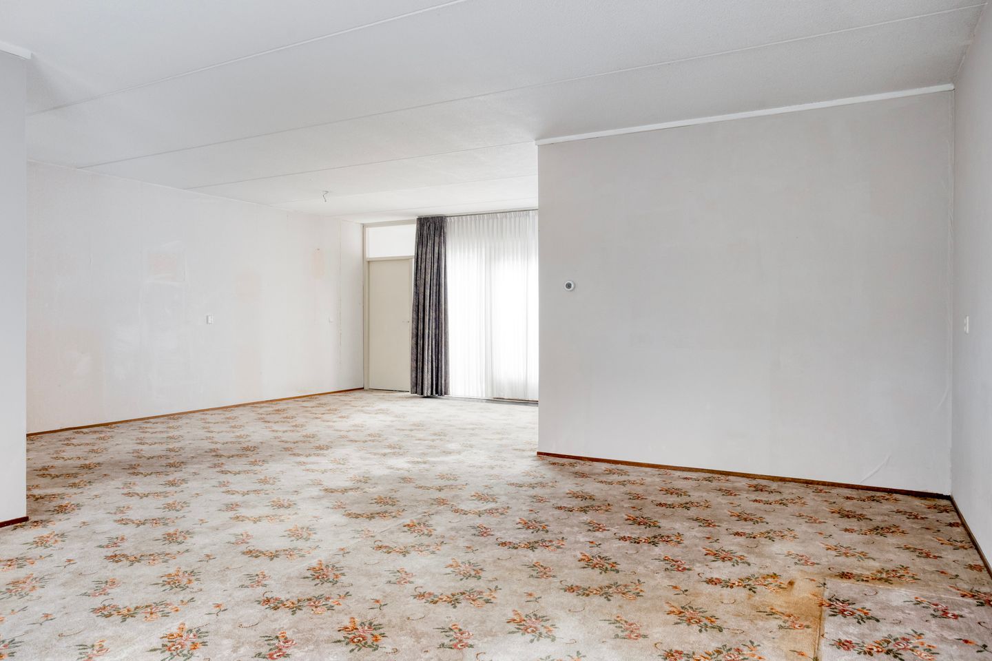 Single-Floor Bungalow with Garage in Popular Salderes Neighborhood — 14