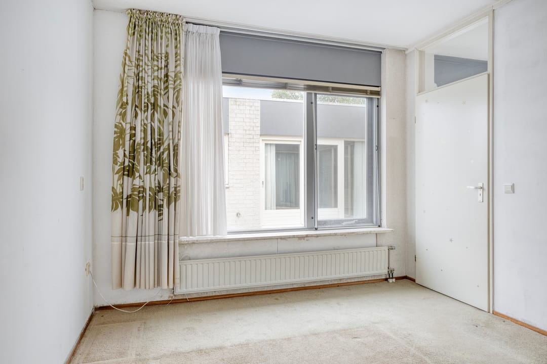 Single-Floor Bungalow with Garage in Popular Salderes Neighborhood — 23