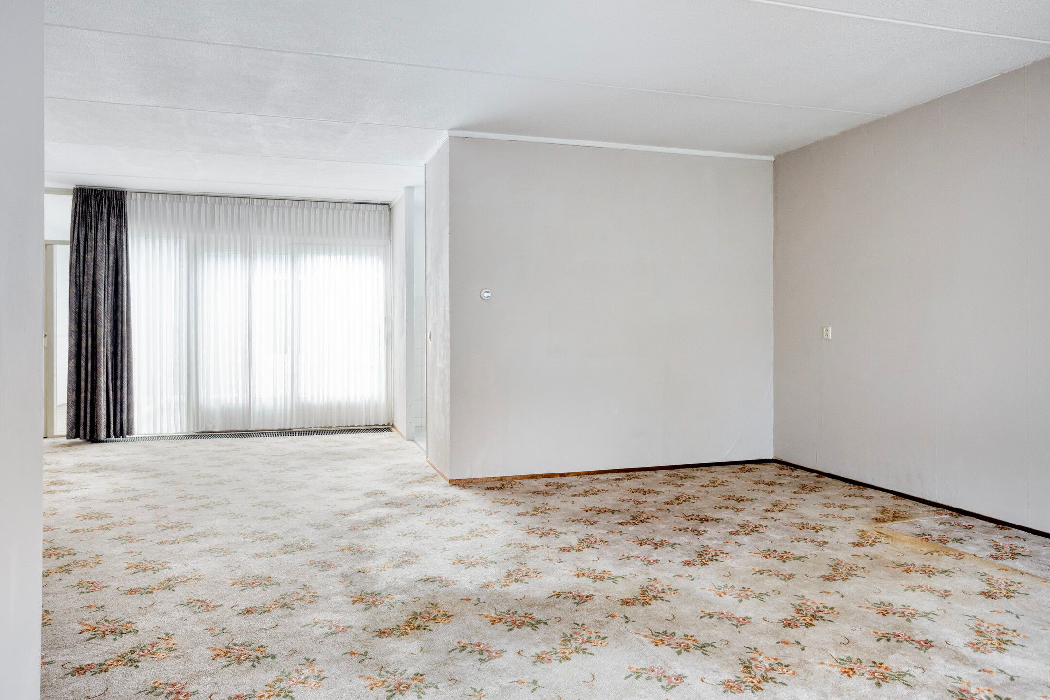 Single-Floor Bungalow with Garage in Popular Salderes Neighborhood — 15