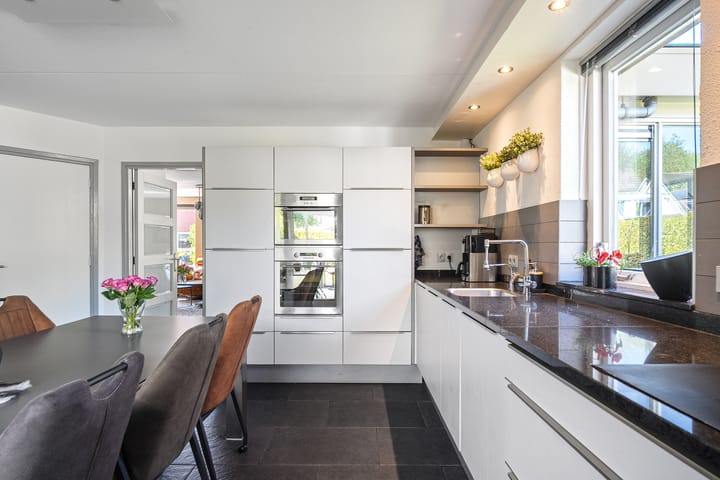 Vrijstaande woning te koop: Van der Walstrjitte 45, Burgum