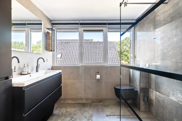 Vrijstaande woning te koop: Van der Walstrjitte 45, Burgum