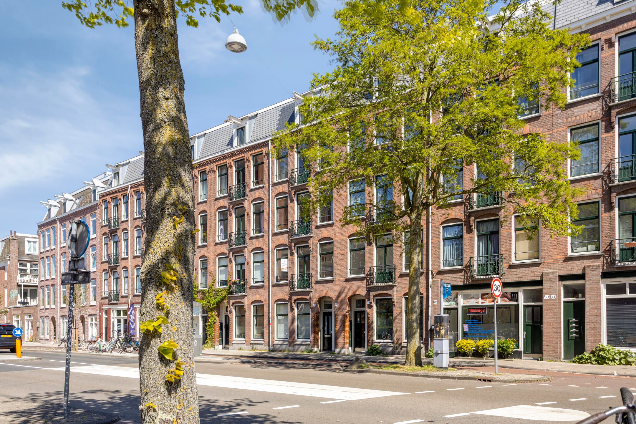 Van Hallstraat 19- 19 1