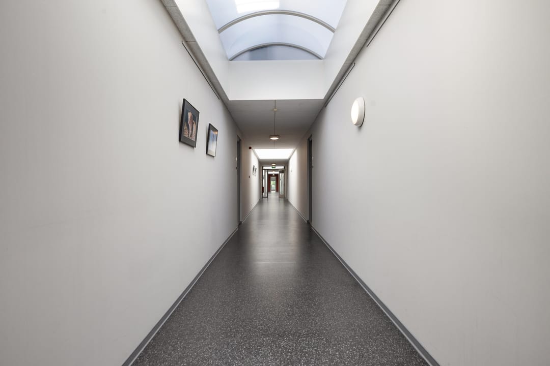 Spacious Double Upper Floor Apartment with Large Rooftop Terrace in Villa Delta Complex — 8