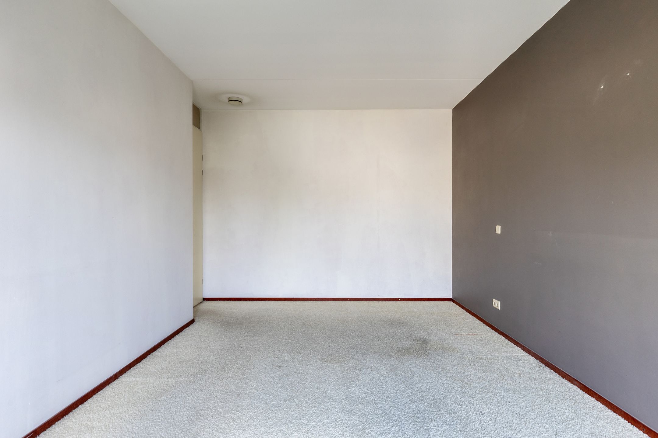 Spacious Double Upper Floor Apartment with Large Rooftop Terrace in Villa Delta Complex — 15
