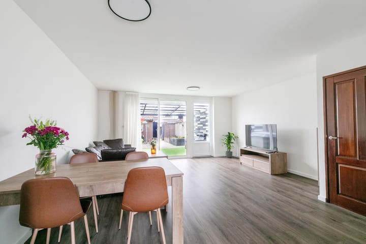 Foto 4 van Kruiningenstraat 39
