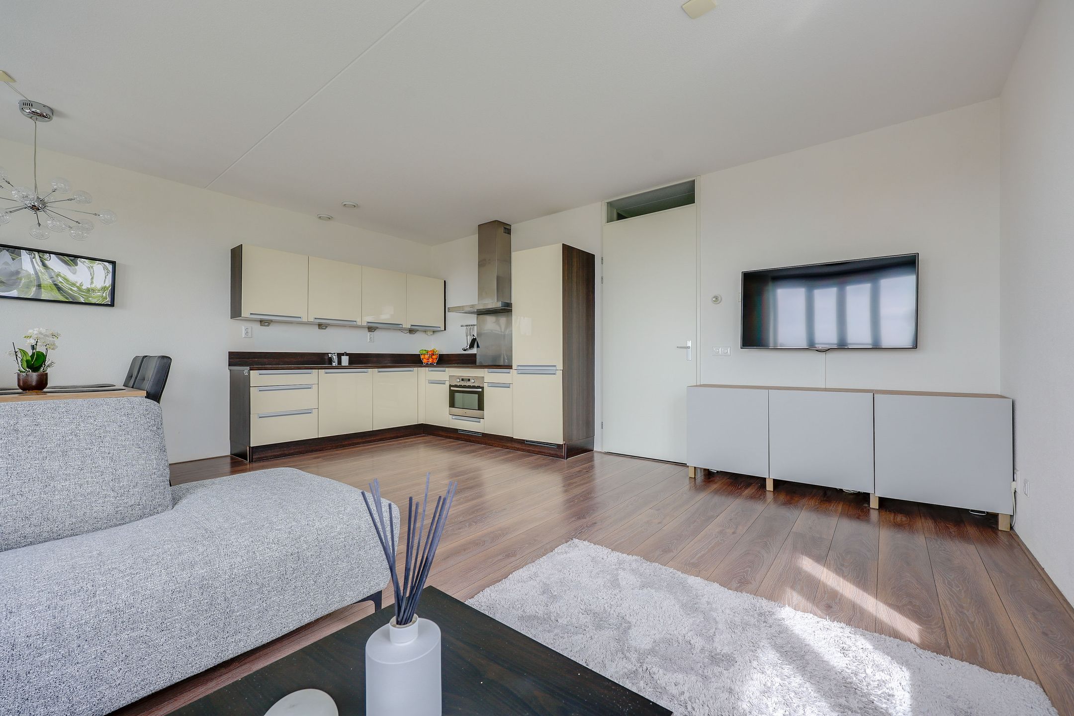 Apartment in Almere, Homeruskwartier - More
