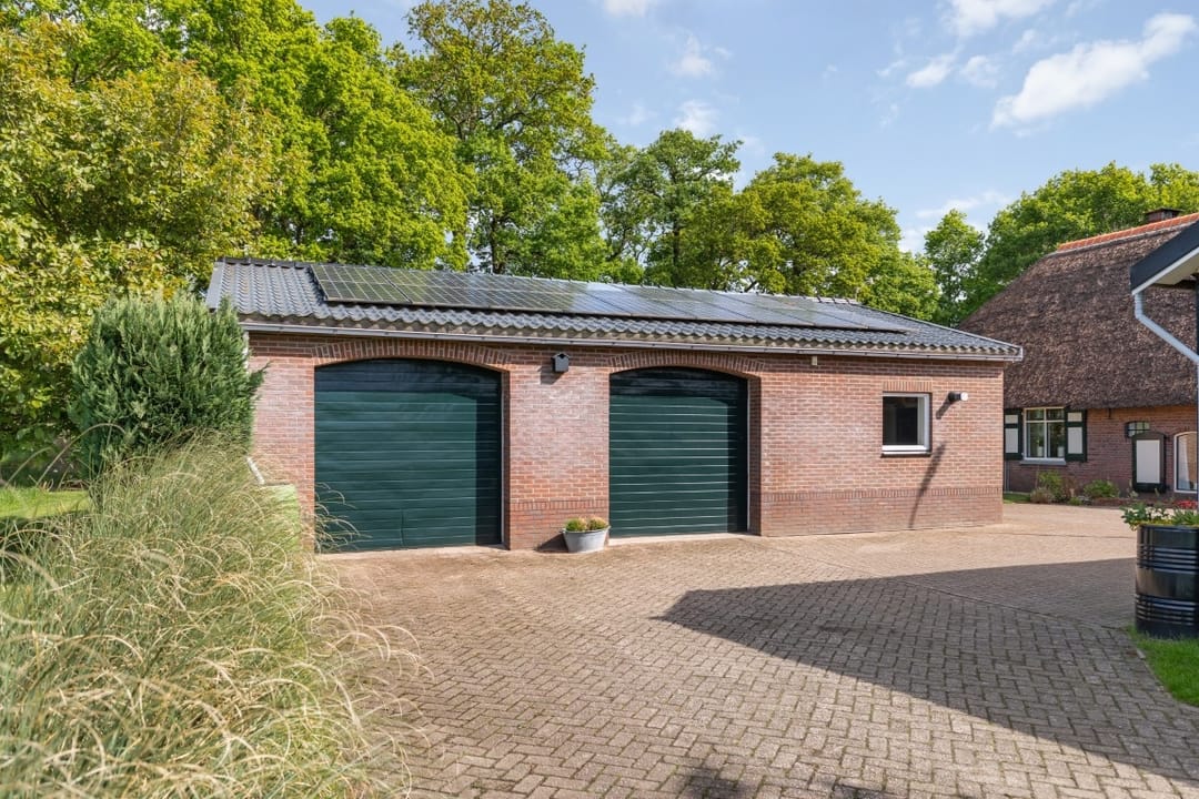 Photo 38 of Randerstraat 18