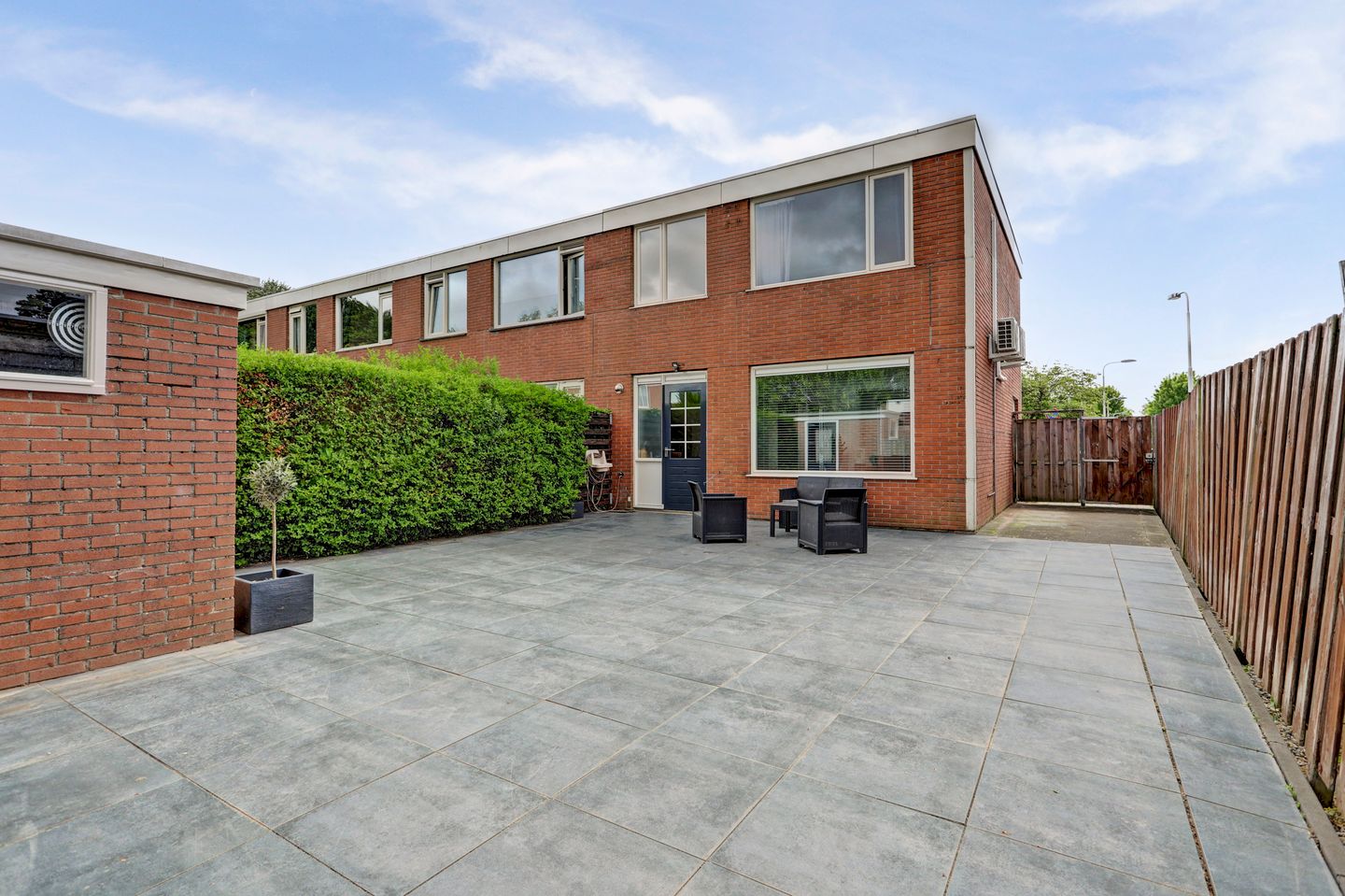Foto 4 van Debussystraat 86