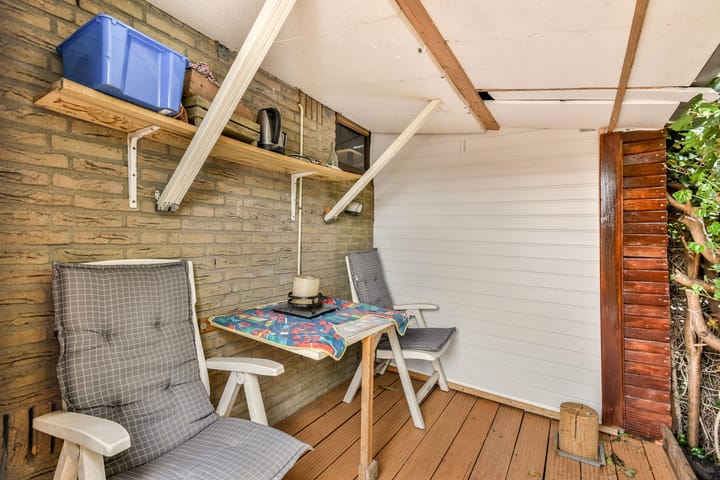 Tussenwoning te koop: Mina Krusemanstraat 24, Schiedam