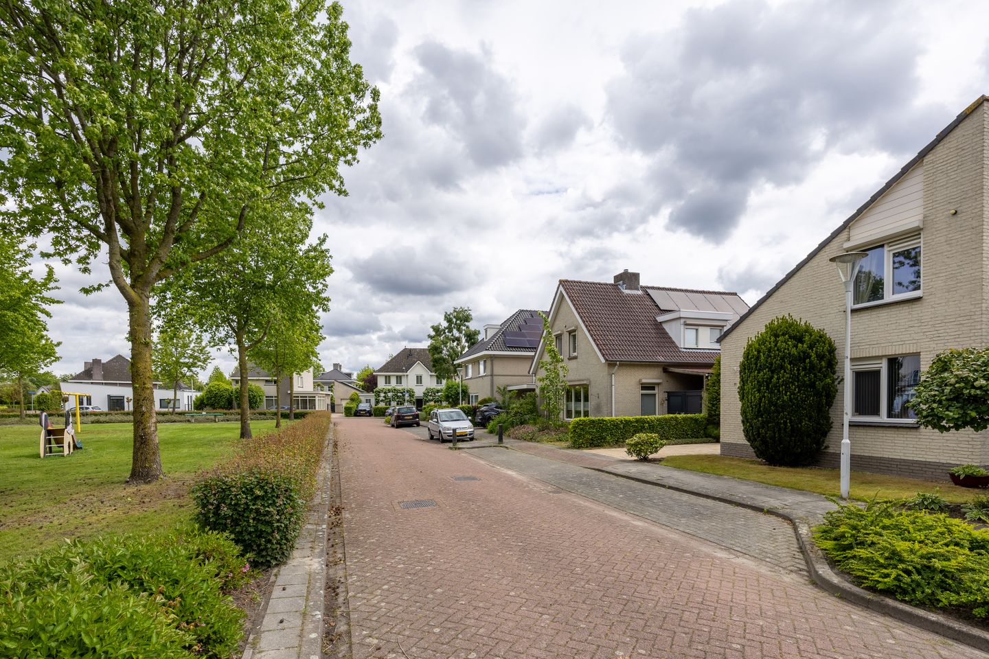 Fully Accessible Detached Bungalow with Landscaped Garden in Heivelden — 50