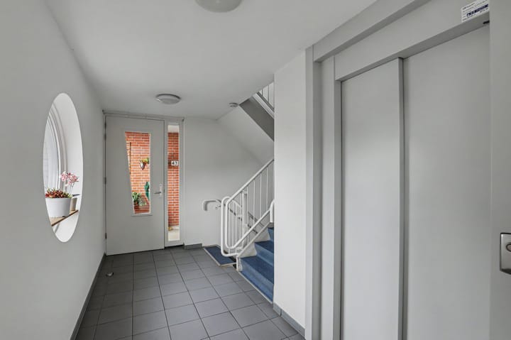 Appartement te koop: Johan Wagenaarstraat 42, Dordrecht