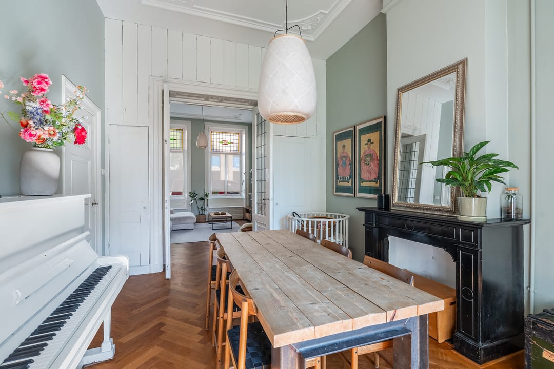 Photo 11 of Van Limburg Stirumstraat 220