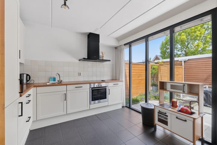 Tussenwoning te koop: Perkstraat 67, Zevenhuizen (Zh)