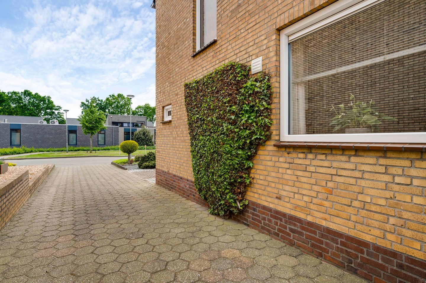 Photo 4 of Maasbrachterweg 75